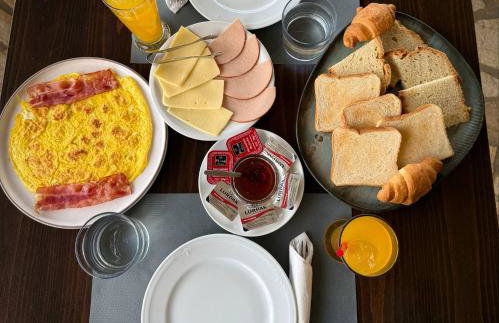 Evita Luxury Apartments - Photo 14