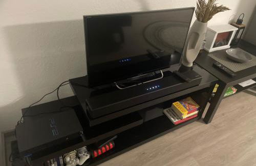 Sky Studio Apartment 1,5 Zimmer für 4 Leute Zentral 35qm S-Bahn Mercedes Benz - Foto 13