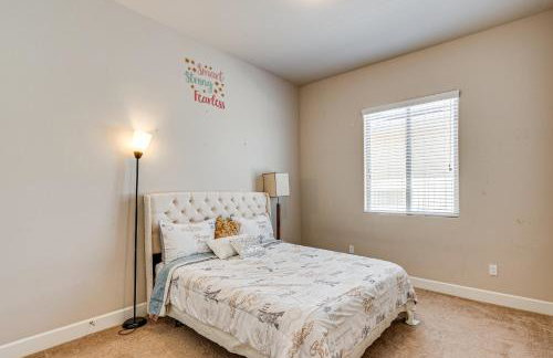 Beautiful Bakersfield Home about 8 Mi to Downtown! - Photo 17