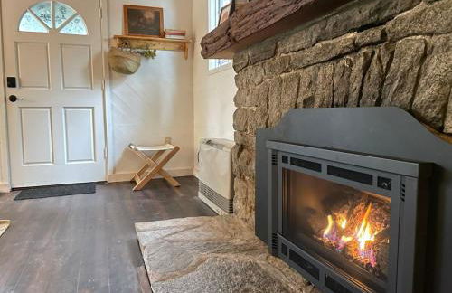 The Cedar House Prime Spot Kayaks & Cool AC - Photo 17