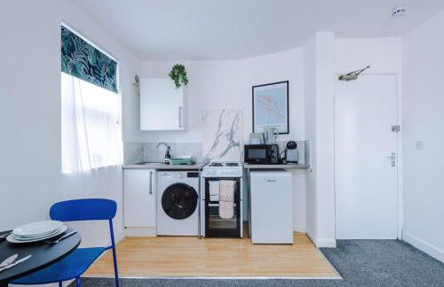 Jephsons Lodge Studio 6 - Town Centre Gem, Parking, WiFi & Free Netflix - Foto 12