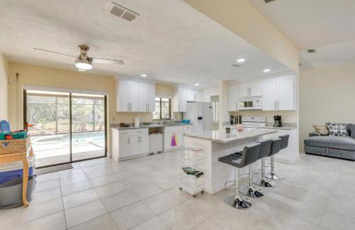 Saltwater Pool and Lanai Lehigh Acres Escape! - Foto 8