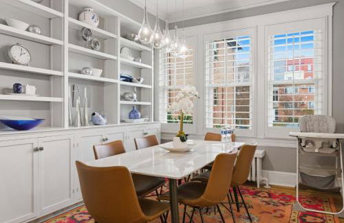 Charming 4BR Bungalow - Steps to Clarendon METRO - Foto 15