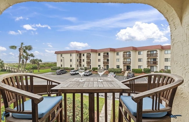 Just Beachy~ocean View~2nd Fl 2 Bedroom Condo by RedAwning - Foto 61