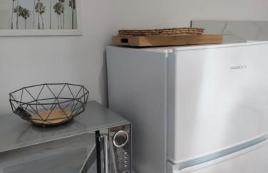 Le Cosy du Plongeoir - T2 neuf avec vue sur le lac de Serre Ponçon et grande terrasse avec jardin - Photo 14