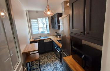 Bel appartement 2 pièces, sortie de métro ligne 8 - Foto 8