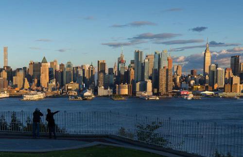 7-14 mins to Times Square, Rare unit! - Foto 2