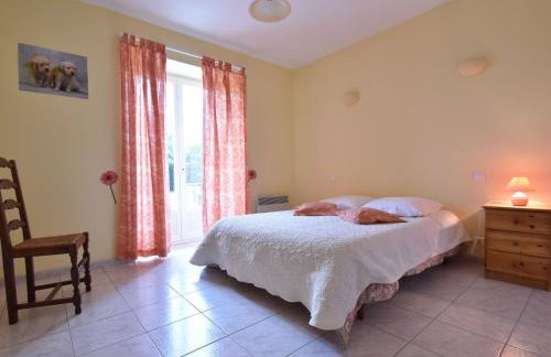 Holiday home with pool, enclosed garden - Foto 19