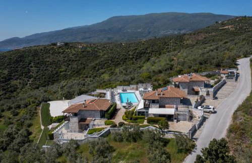 Karavia Lux Inn - Photo 21