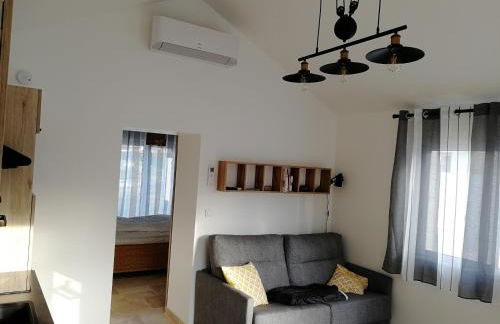 Petite Maison refaite à neuf proche plage - Foto 15