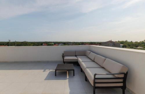 Luxury Suites Zaton by Belmont Realty - Photo 20