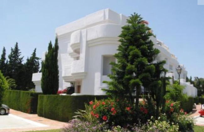 Beautiful 4 Bedroom Duplex Apartment - Foto 1