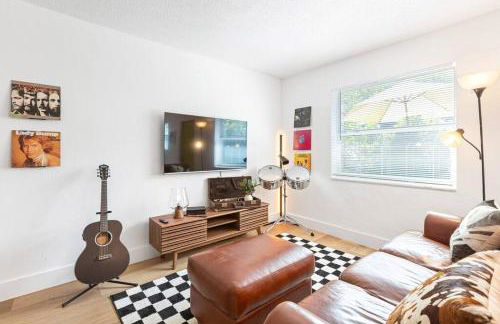 Musicians Lounge - 2 BR With Parking Asssigned - Foto 17