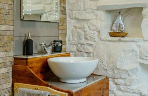 1 Bed in Llansaint 89780 - Photo 19