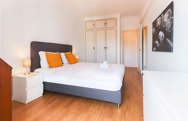 Oeiras Balcony by Homing - Photo 7