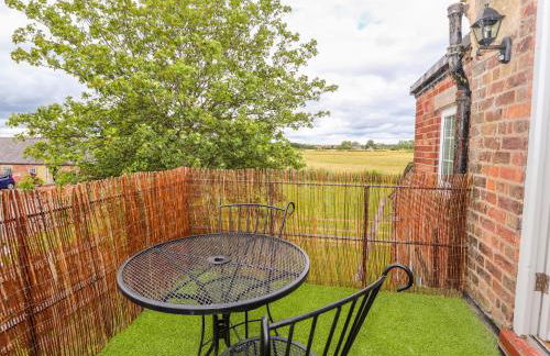 Well House Farm Flat 2 - Photo 20