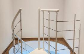 Stilvolle zwei Etagenwohnung, Parkplatz - Foto 18