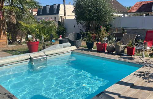Petit paradis accueillant piscine proche CNFDI Chambre privée - Foto 2