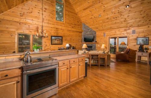 Cabin with amazing long-range mountain views, hot tub, fire pit, EV connection - Foto 17