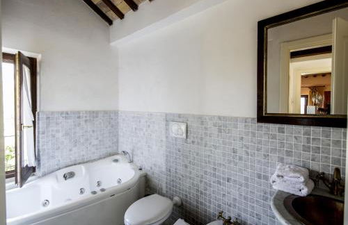 Enticing Apartment in Ascoli Piceno with Swimming Pool - Foto 13