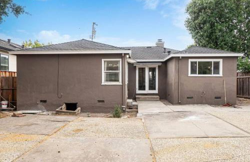 SJ Charm 3Br House - Beautiful Renovation - Foto 24