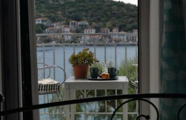 Kassi's seaside escape - Photo 11