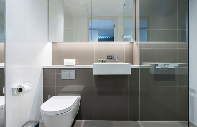 Sensational Two-bedroom Apartment by the River - Foto 29