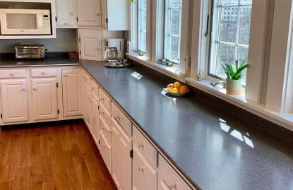 Charming 4BR colonial close to downtown - Foto 16