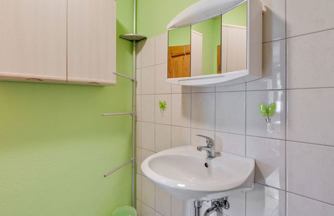 Cozy Apartment near Sea in Warin - Photo 16