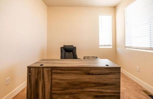 Newly Built 4BR Spacious Retreat in Peyton - Foto 21