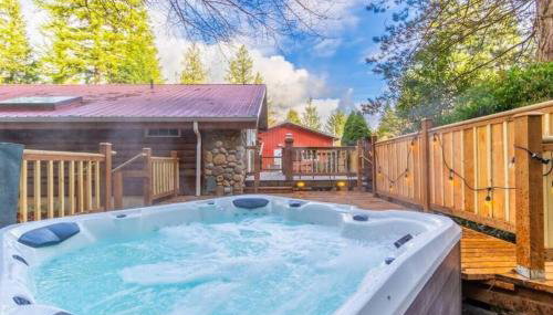 Little Bear's Bungalow; Log Cabin w/Mountain views - Foto 1