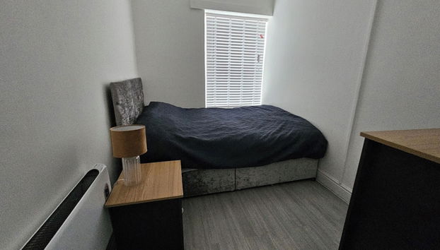 Stylish 1 Bedroom Flat Near Bridgend Town Centre - Foto 2, Imagen principal