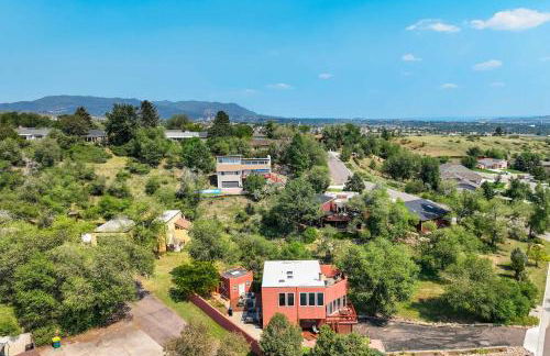 Sunstone Mesa Luxe Broadmoor Getaway w Hot Tub - Foto 76