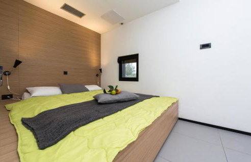 Awesome Home In Dragove With Wifi - Foto 7