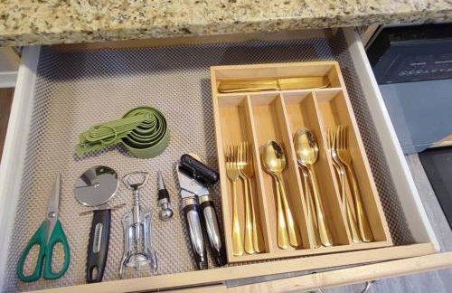 Downtown Charm Two Bedroom Home - Foto 33