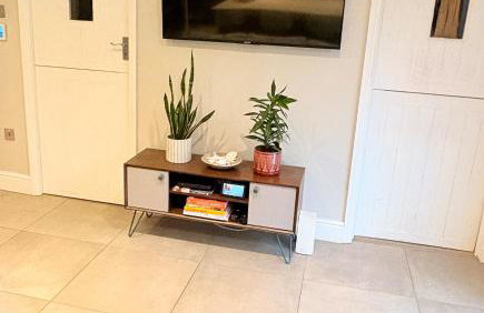 Marlow Family Retreat, Short Stroll into Town - Photo 37