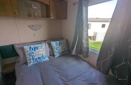 Beach House - Dog Friendly Anderby Creek - Photo 13