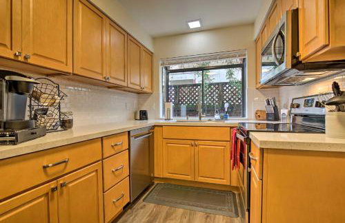 Well-Appointed Condo Across Street from UC Davis! - Foto 8