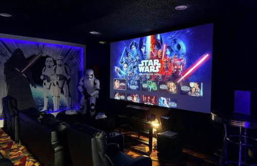 Amazing Star Wars Villa with Arcade & Theater, Private Pool, 3 King, Near Disney - Photo 14