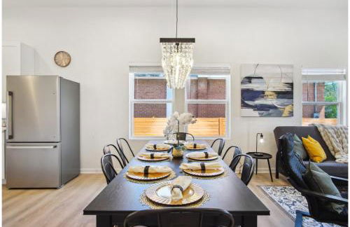 Sleek 4BR3BA Urban Living w Downtown Views - Foto 7