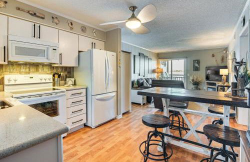 Waterfront Gem with Balcony in Garden City - Foto 1