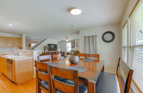 7 Mi to Downtown Baytown Spacious Home with Yard - Foto 7