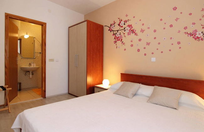 Apartments Pera - Photo 4