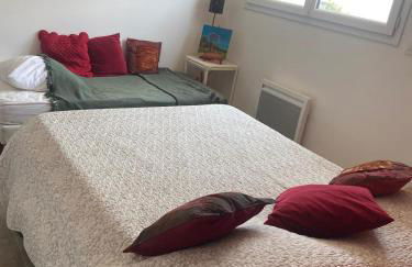 Agréable et lumineuse maison t4 air conditionné piscine jacuzzi parking - Foto 17