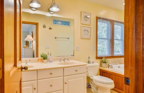 Waterfront luxury w-beach resort-pool-golf-tennis-fishing & views! - Foto 23