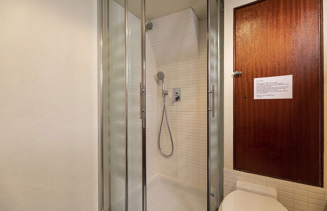 Luxury Boat in Port Forum - Photo 30