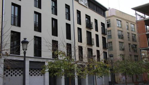 Apartamentos Hiedra y Tapinería Mercado Central - Photo 2