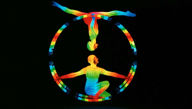 IMAGE Black Light Theater - Photo 2, Puesta en escena de Lo mejor del Teatro Negro