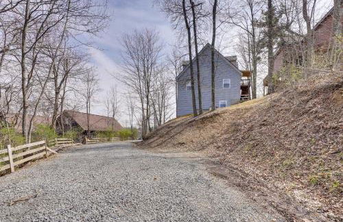 Snowed Inn Cozy Winterplace Ski-InandSki-Out Cabin - Foto 24