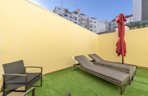 Marvellous Apt with a Large Private Terrace - Photo 13